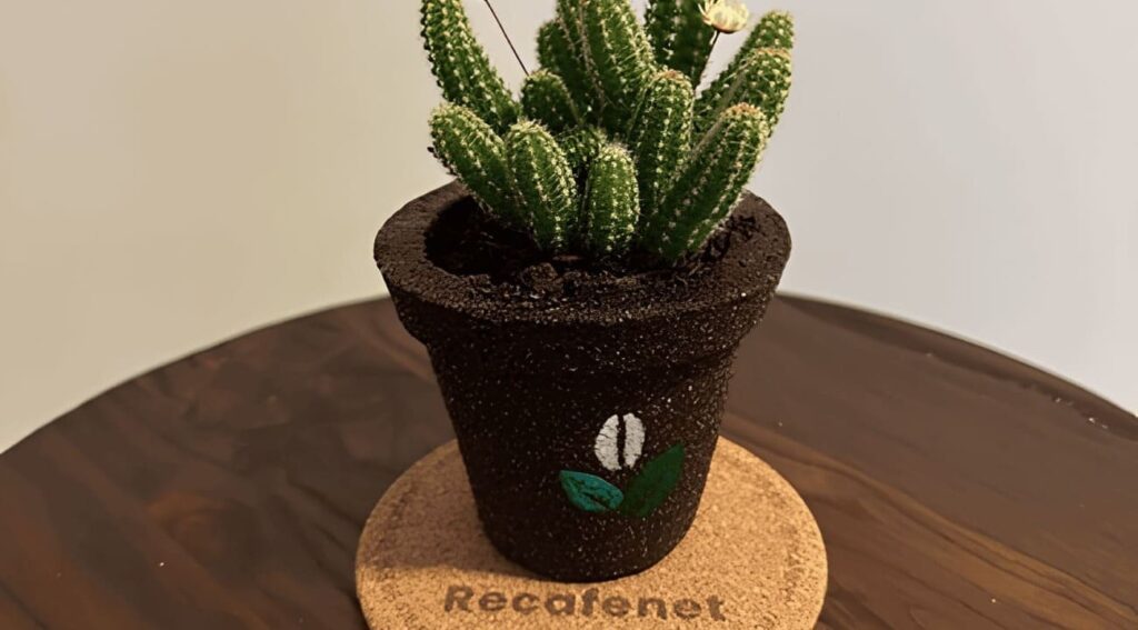 Tecnologia Sustentável: Jovem Transforma Borra de Café em Produtos Biodegradáveis