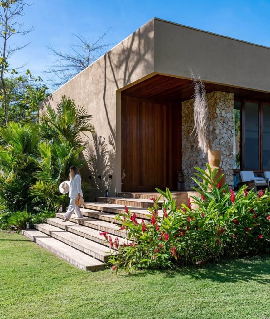 Jardim tropical minimalista: como criar ambientes naturais com elegância e simplicidade