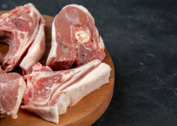 Exportações de carne bovina e suína disparam em setembro com alta de até 53%