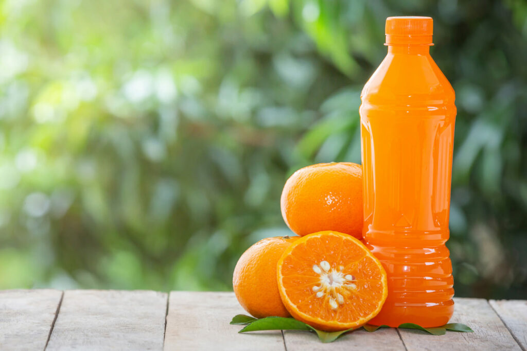 EUA retiram tarifa sobre suco de laranja do Brasil e setor celebra alta nos preços