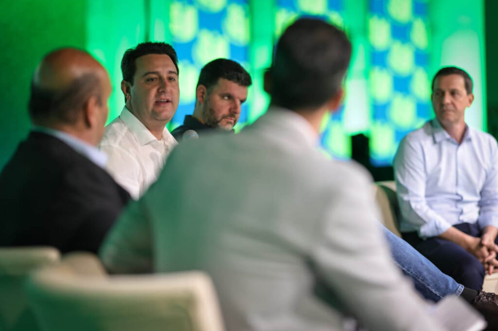 Com foco no produtor, Paraná fortalece o campo e busca protagonismo global