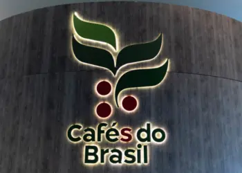 Nova marca Cafés do Brasil une tradição, tecnologia e impacto social no campo