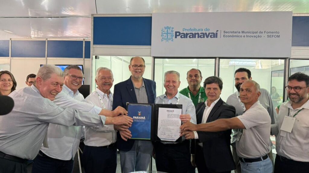 Estado anuncia R$ 1,5 milhão para criar polo tecnológico da mandioca em Paranavaí