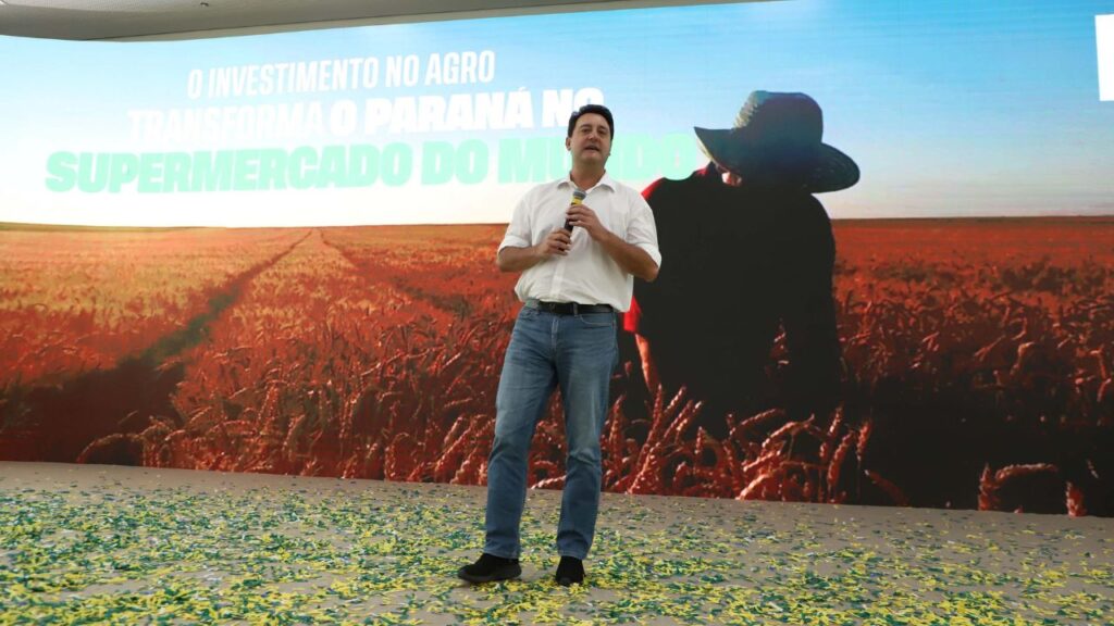 Governo do Paraná lança pacote para levar energia firme e conectividade às propriedades rurais