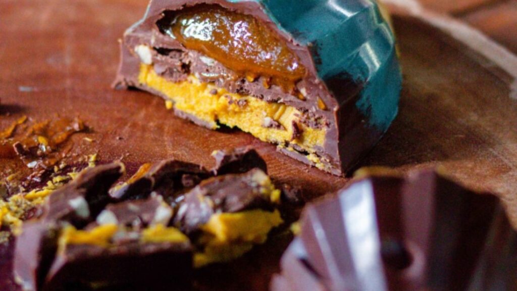 Chocolate com identidade brasileira: LaBarr lança Páscoa inspirada nos sabores do Cerrado