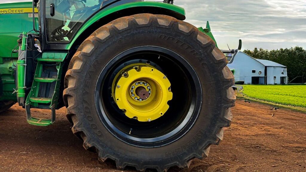 Show Rural Paraná 2026 apresenta pneu de 710 kg que pode redefinir eficiência em grandes propriedades