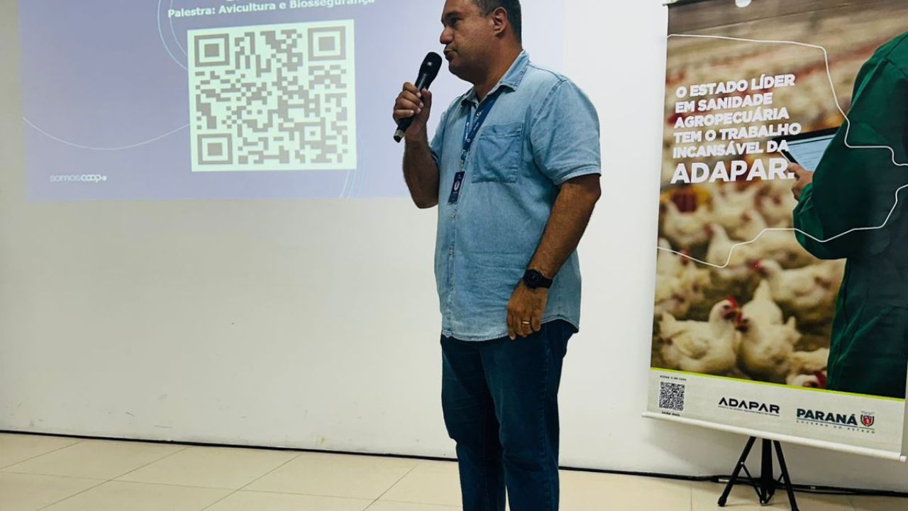 Sanidade animal no Show Rural: Adapar reforça blindagem da pecuária e avicultura do Paraná